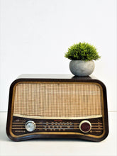 Load image into Gallery viewer, Vintage Transistor Radio - A Classic Charm
