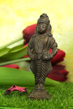 Load image into Gallery viewer, Vintage Brass Vishnuji Statue: A New Masterpiece with Antique Elegance
