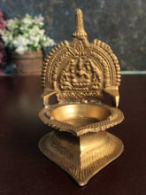 Load image into Gallery viewer, Vintage Brass Deepak: Illuminating Elegance from the Past
