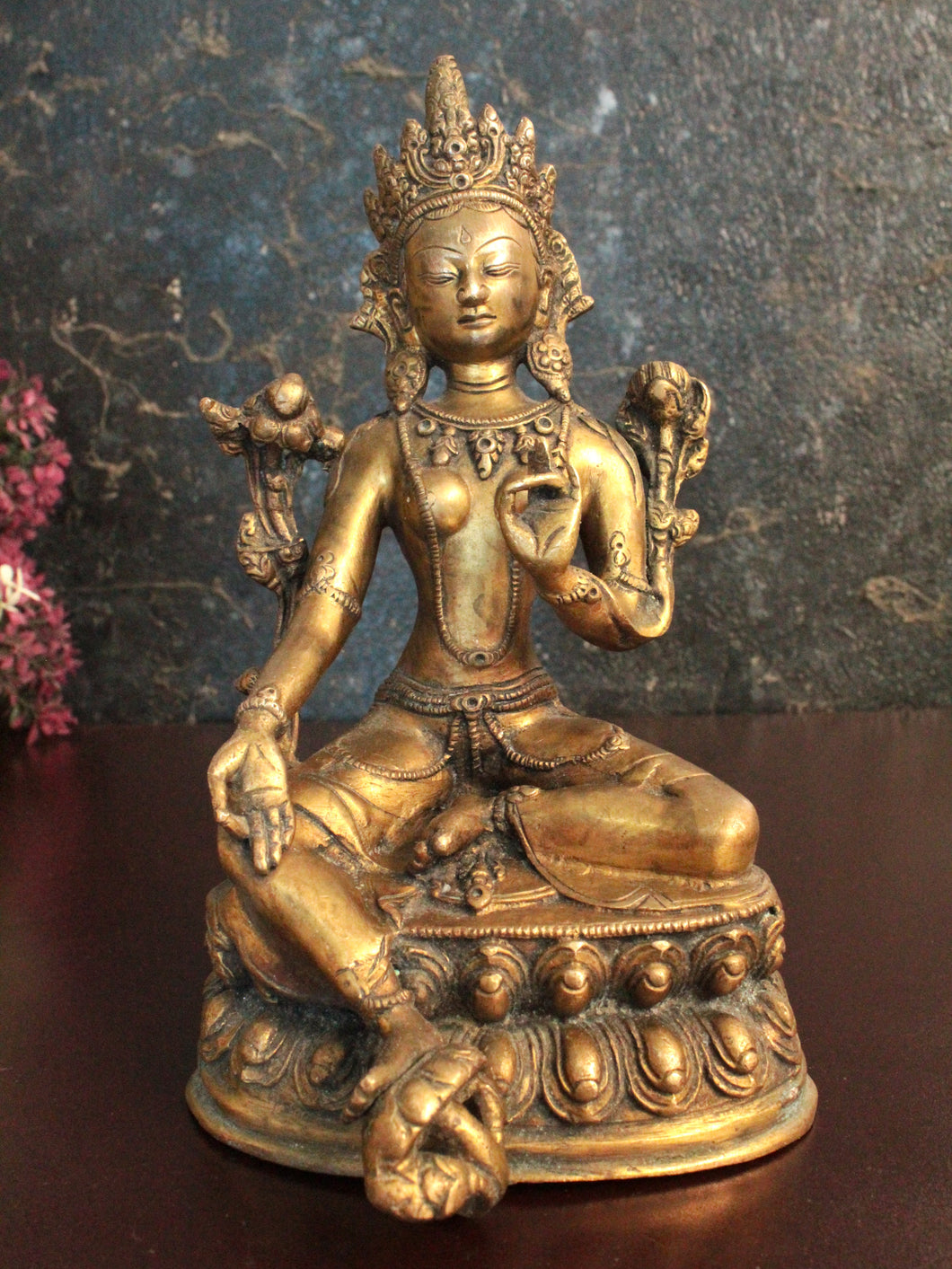 Exquisite Brass Vintage Goddess Tara Statue: A Timeless Work of Art