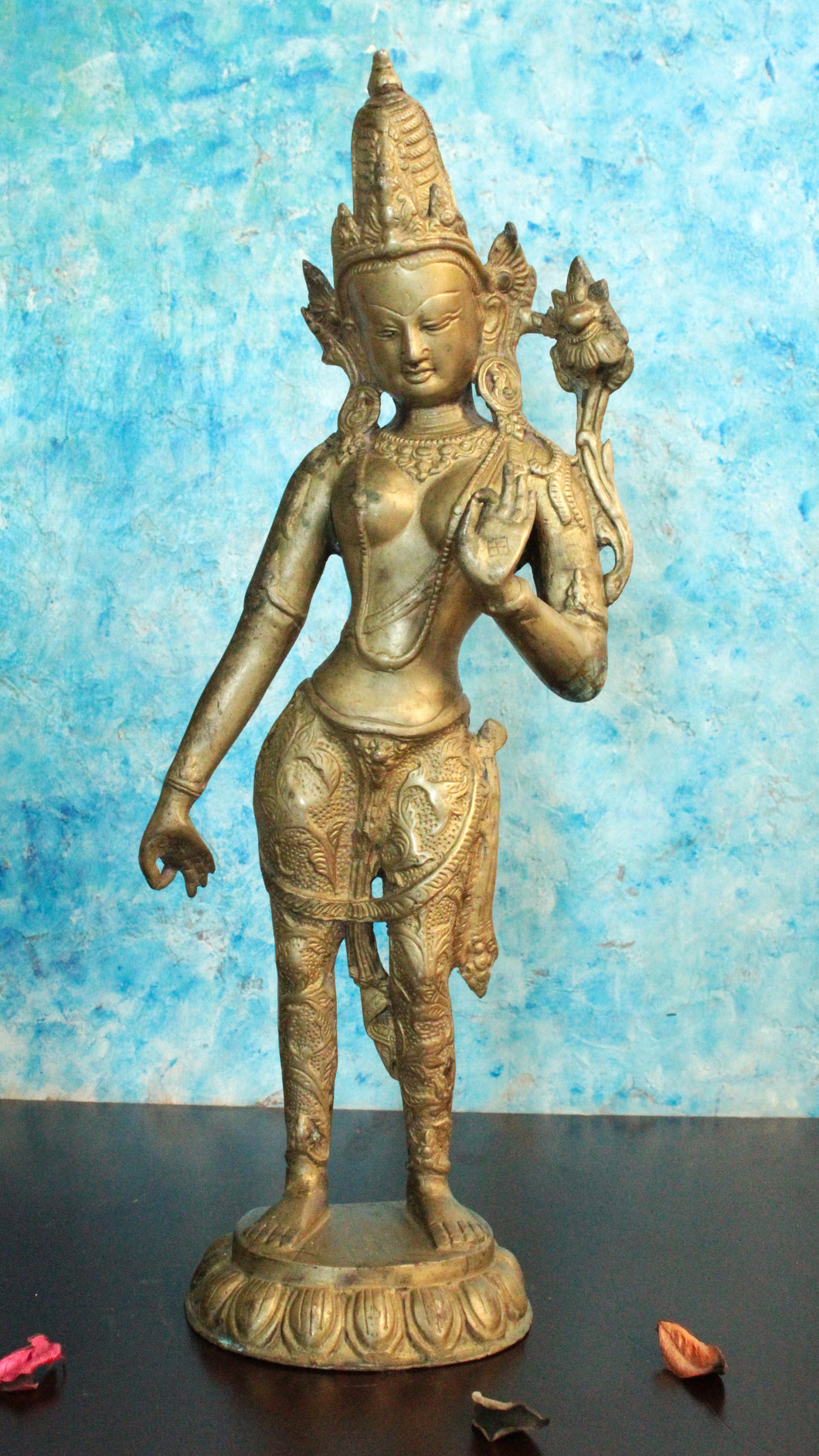 Exquisite Brass Vintage Goddess Tara Statue: A Timeless Work of Art