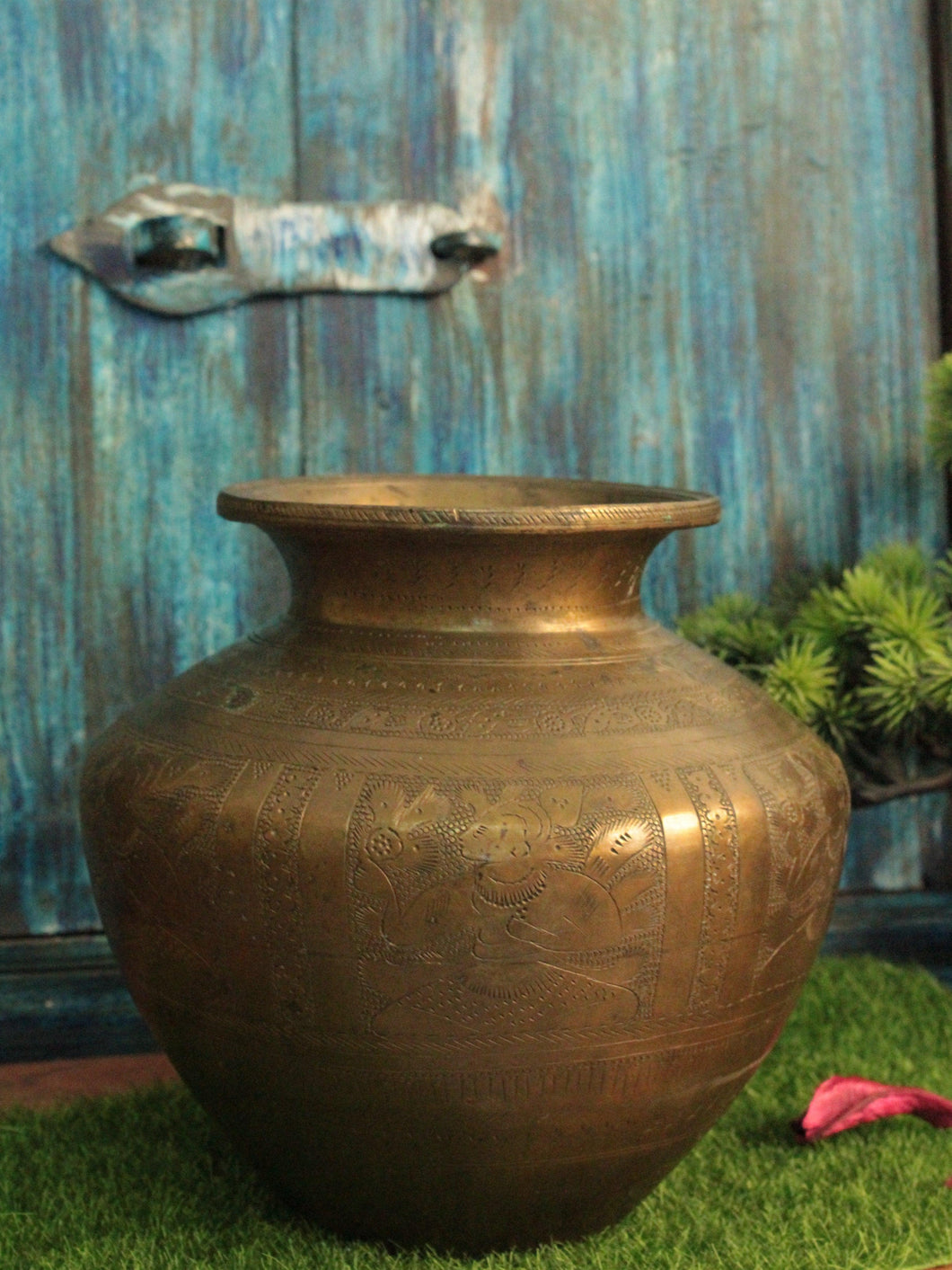 Beautiful Vintage Solid Brass Carved Water Pot - Style It by Hanika