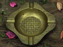 Load image into Gallery viewer, Beautiful Vintage Square Brass Ashtray - Style It by Hanika
