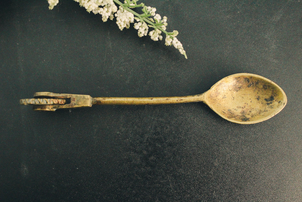 Vintage Brass Tea Spoon with Cutter (Length - 5.5 Inches)