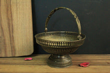 Load image into Gallery viewer, Beautiful Brass Flower Basket Size 16 x 16 x 18 cm - Style It by Hanika
