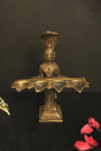 Load image into Gallery viewer, Beautiful Vinatge Oil lamp (3.9&quot;) - Style It by Hanika
