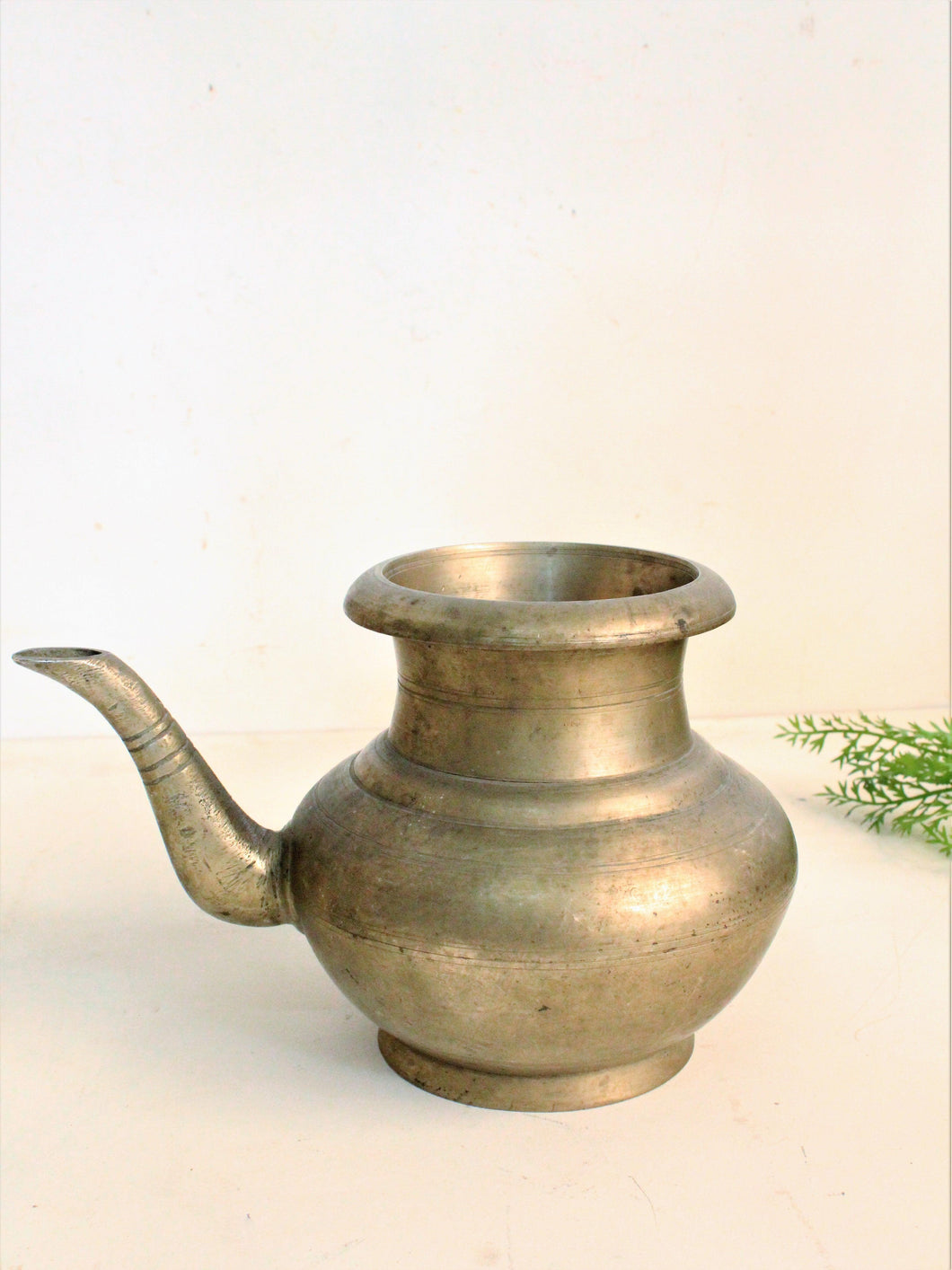 Beautiful Vintage Brass Pot with Spout - Style It by Hanika