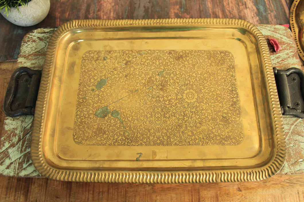 Beautiful Vintage Brass Serving Tray Size 35 x 26 x 1 cm - Style It by Hanika