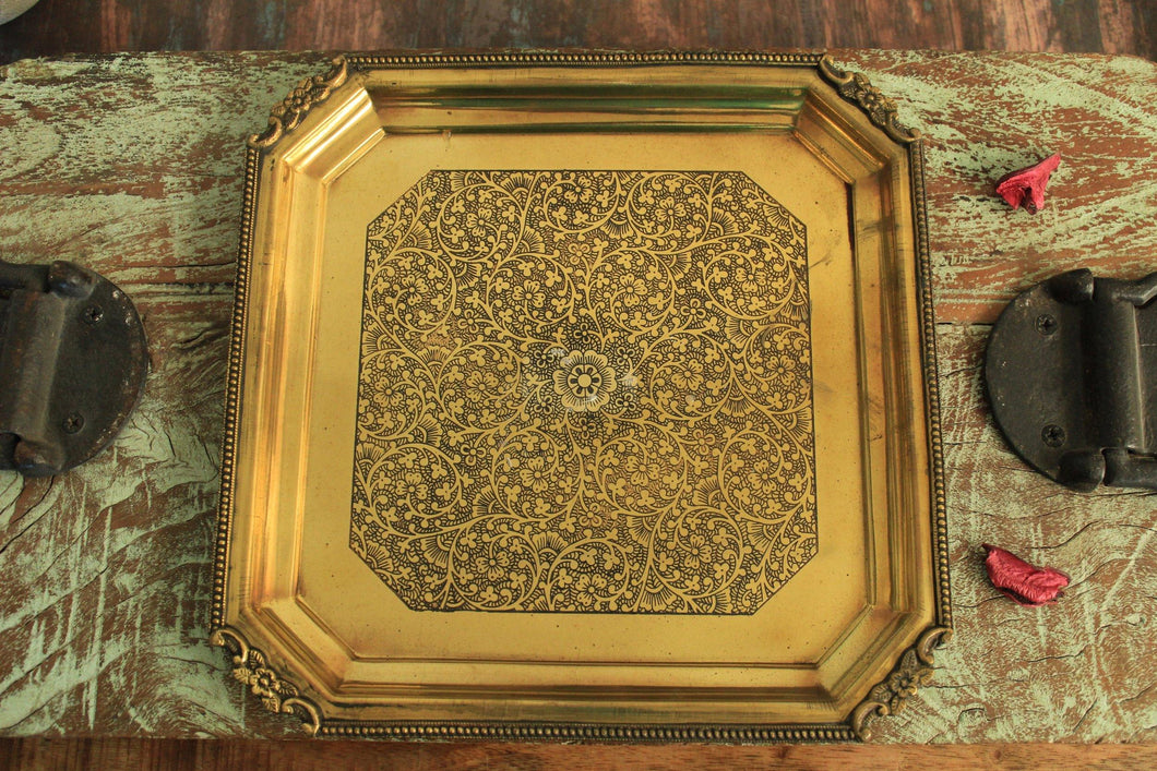 Beautiful Vintage Square Shape Brass Plate Size 24 x 24 x 1 cm - Style It by Hanika