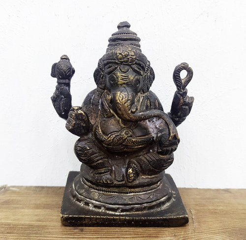 Ganesh Sitting Idol Sculpture Brass Statue Size 6.5 x 4.3 x 8.2 cm - Style It by Hanika