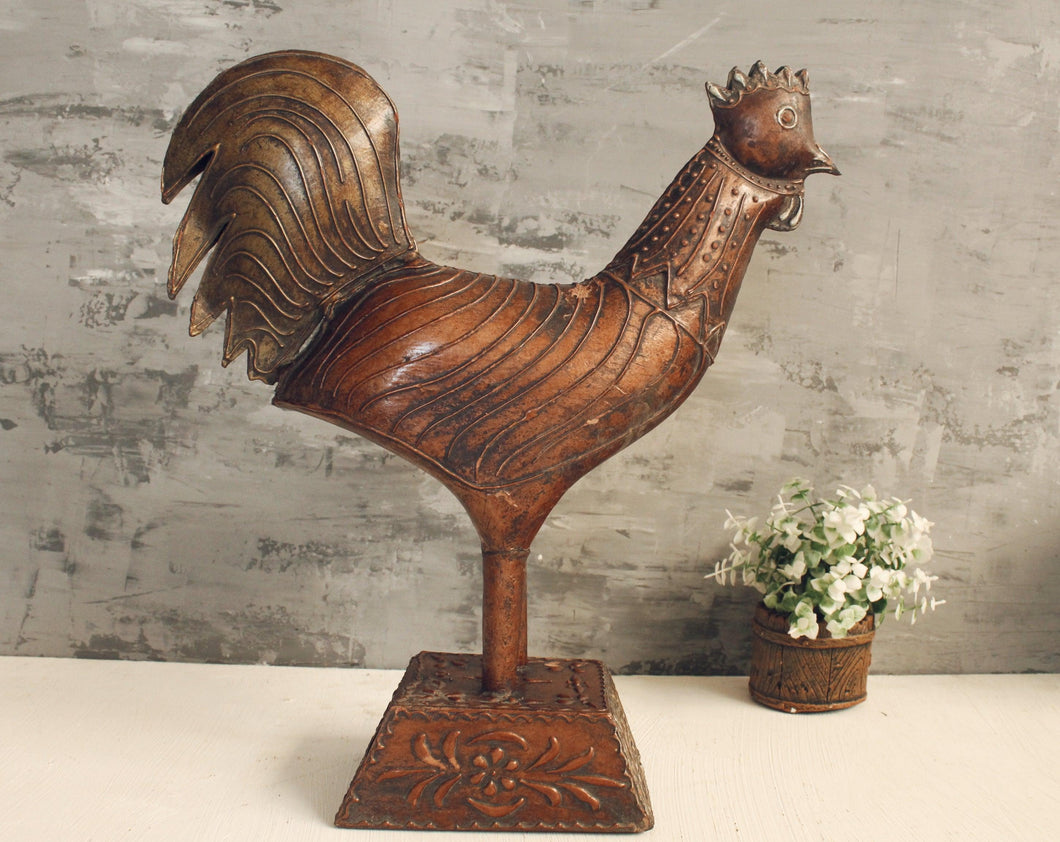 Metal & Wood Handcrafted Rooster - Style It by Hanika