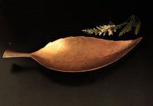 Load image into Gallery viewer, Vintage Leaf Design Copper Tray - Style It by Hanika

